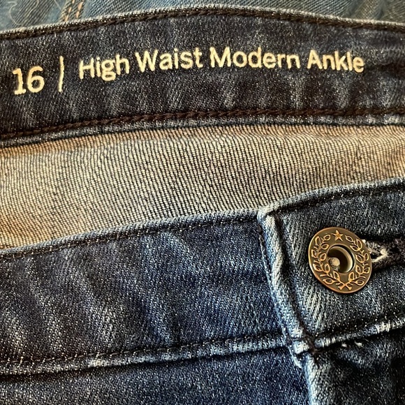 Talbots Flawless Sz 16 high waist modern ankle jeans navy/red vertical stripe - Picture 3 of 11